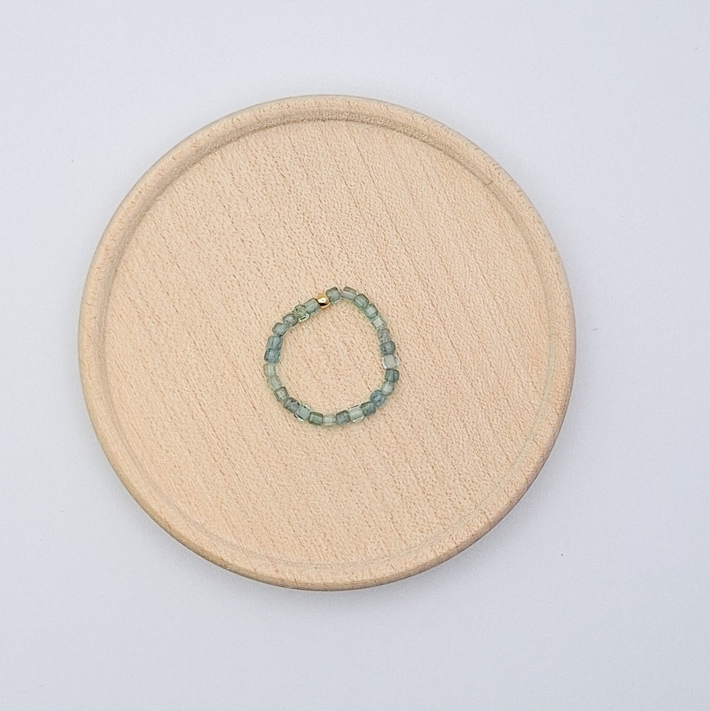 Edelsteinring