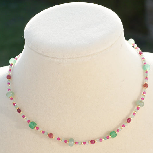 Schlichte Edelsteinkette