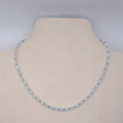 Schlichte Edelsteinkette