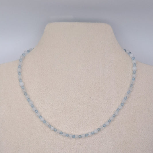 Schlichte Edelsteinkette